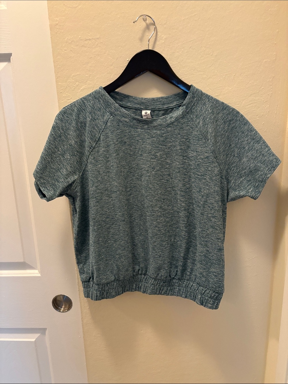 Velocity Heathered Teal Crop Top
